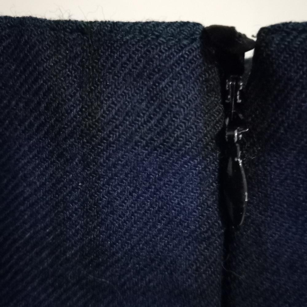 Escada 8/10 M Blackwatch Plaid Fine Wool Pleated Front Coulots Pants - Picture 4 of 10
